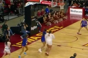 这应该是每个篮球男孩理想中的下班生活了吧？